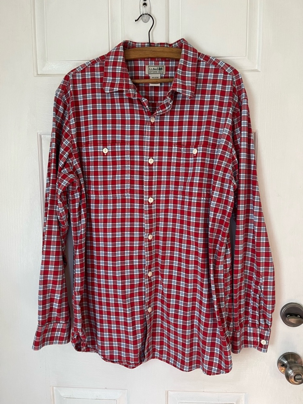L.L. Bean 100% cotton Red Plaid Button-Up Shirt - Men's